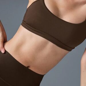 alo yoga airlift sports bra